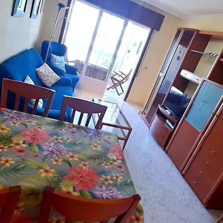 Primera Linea De Playa & Vistas Al Mar & Parking Apartman *